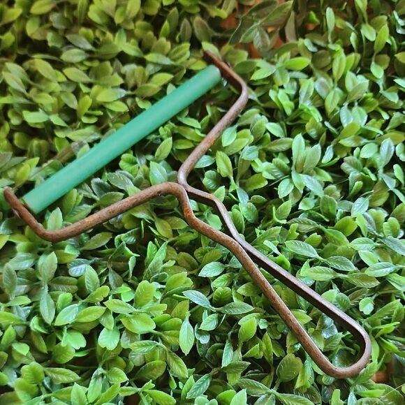Vintage Rusty Cheese Slicer - Picture 1 of 5